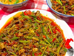 -荆九爷爆炒桥头三嫩(夫子庙店)