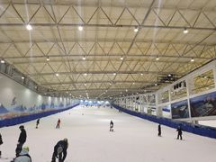 -乔波室内滑雪场