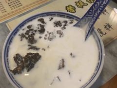 牛奶桃胶-双喜老铺(人民广场店)