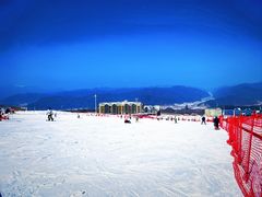 -鳌山滑雪度假区