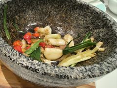 -姚姚酸菜鱼·金戈戈香港豉油鸡(喜荟城联名店)