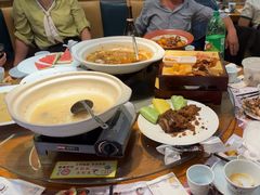 -黄泥岗·地道湖北菜(奥特莱斯店)