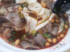 -覃肥叔桂林米粉(粮道街店)