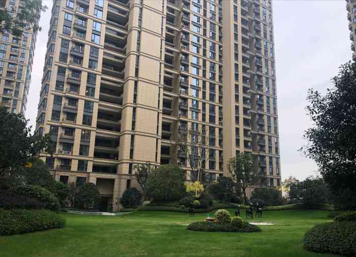 东方海岸-"这个楼盘在萧山,属于环境很美的一个小区了.