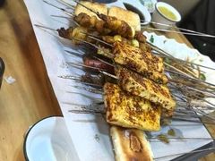 -亿牌牌东北烧烤(怀特店)