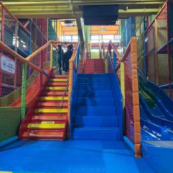 -宝燕乐园(闵行旗舰店)