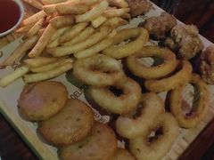 小吃拼盘-MARU玛露音乐餐厅(大学路店)