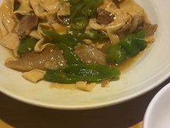 -关东小磨东北菜(上海长风大悦城店)
