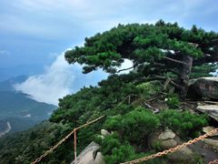 -罗田薄刀峰风景区
