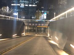 -北京财富中心-停车场