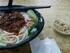 -丽虹云南过桥米线(兴工街店)