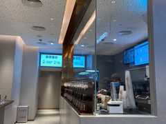 -喜茶(北京华贸购物中心店)