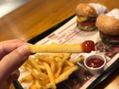 -The Habit Burger Grill 哈比特汉堡(复兴soho店)