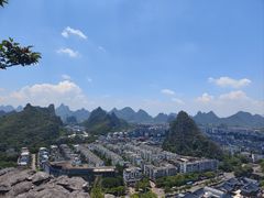 -叠彩山景区
