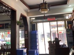 大堂-临街徽菜馆·正宗黄山味
