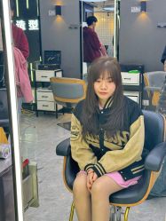 -藤野造型烫发染发