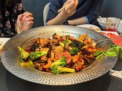 -辣尚瘾·烤鱼·新川菜(牡丹园直营店)