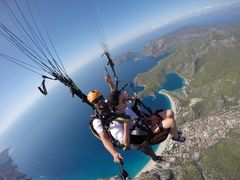 -费特希耶滑翔伞