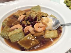 -东豪园林海鲜酒家(南港路辅路店)