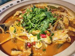 -魏铭鱼头捞饭(晋阳路店)