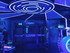 -世代星球·保龄球·镭战真人CS·团建(杨浦店)