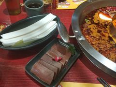-谭鸭血老火锅(七宝万科广场店)