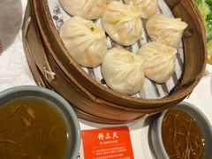 -馋三尺蟹粉小笼(人民广场店)
