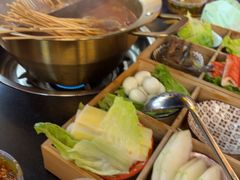 -娜姐鲜牛肉串串火锅(藏龙岛店)