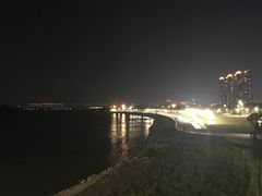 -南京眼步行桥