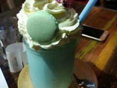 蓝色精灵优格奶昔-MIKAKU(万达广场上海宝山店)