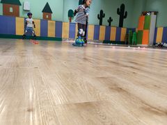 -乐翔轮滑(中庚漫游城店)