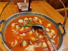 -老滇山寨•云南特色菜•地方菜•民族风情歌舞表演(金碧店)