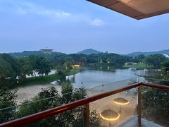 -上海佘山世茂艾美酒店