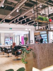 -Mentor Hair Salon