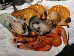 -领鲜活海鲜榴莲自助火锅(东门店)