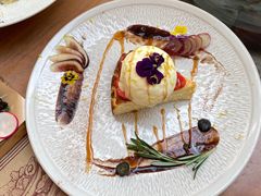-Mark&Mars Restaurant