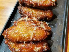 蒜香黄油鸡翅-五棵松火鬼披萨