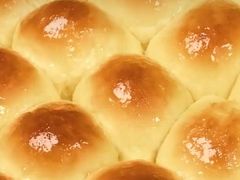 餐前面包-小白桦西餐厅