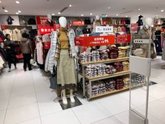 店内环境-优衣库(上海正大广场店)