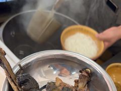 -正宗李家土鸡米线店