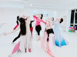 -佑宁舞蹈工作室
