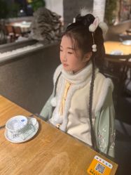 -一揽芳华汉服旗袍体验馆(拙政园店)