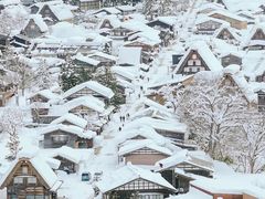 -白川乡与五箇山的合掌构造村落