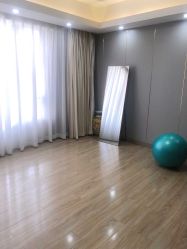 -Mamom club 慢会所(爱丁堡店)