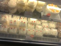 -红宝石·鲜奶小方·海派西点房(南丹店)