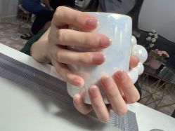 -蜜桃美甲美睫化妆
