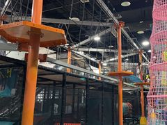 -嗨马乐动室内潮玩运动·团建·轰趴·桌游(南丰汇店)