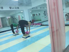 -艺熠舞蹈口才主持表演艺术中心(爱琴海校区)