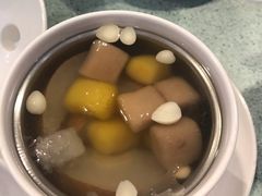 雪梨木耳芋圆-松记糖水店(铜锣湾分店)