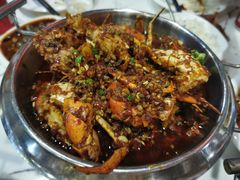 -凤凰路何眼镜香辣蟹(花果园店)